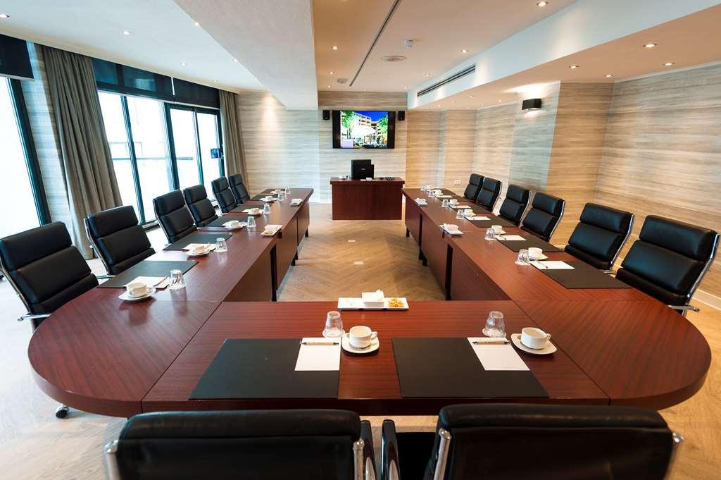Van Der Valk Theaterhotel آلميلو المرافق الصورة