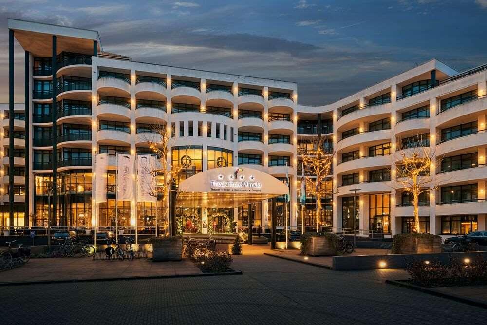 Van Der Valk Theaterhotel آلميلو المظهر الخارجي الصورة