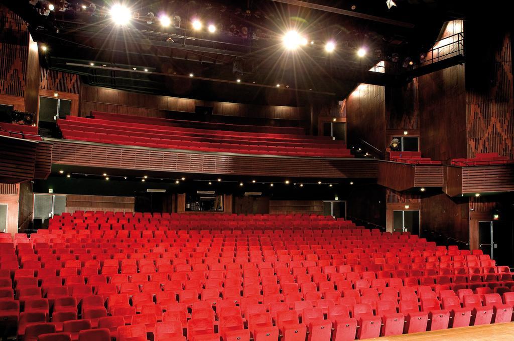 Van Der Valk Theaterhotel آلميلو المظهر الخارجي الصورة